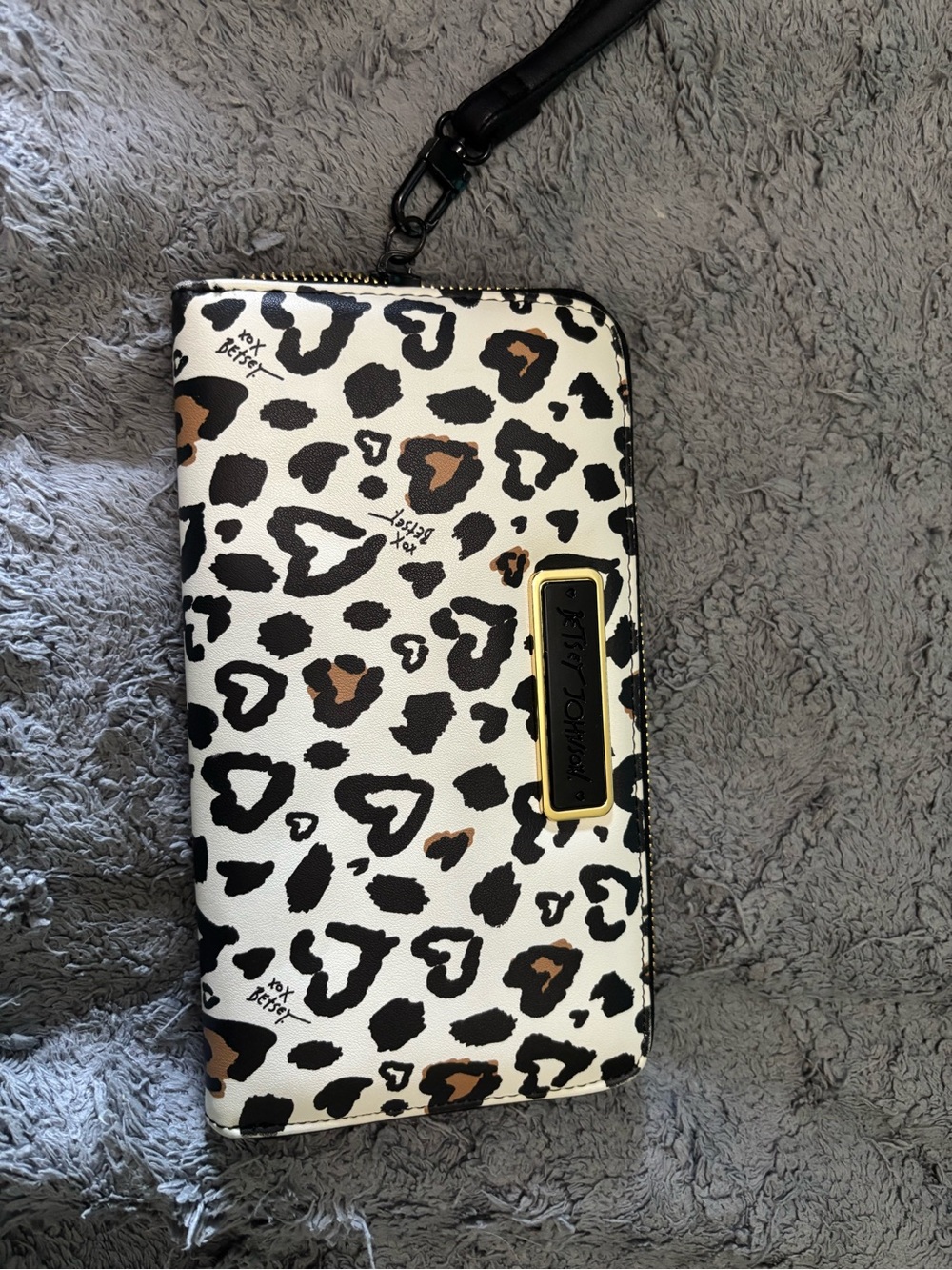 Betsey Johnson Black White and Brown Leopard Print Wristlet Wallet